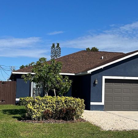 Debbie'S 3-Bedroom Apartment In A Duplex Cape Coral Kültér fotó