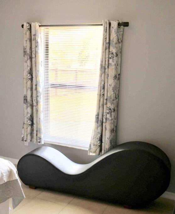 Debbie'S 3-Bedroom Apartment In A Duplex Cape Coral Kültér fotó